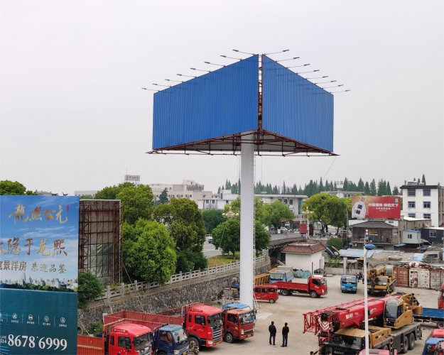深圳三面单立柱广告塔